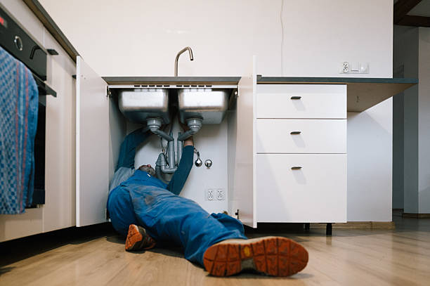 Professional Drain Cleaning technician working in Scotts Mills, OR